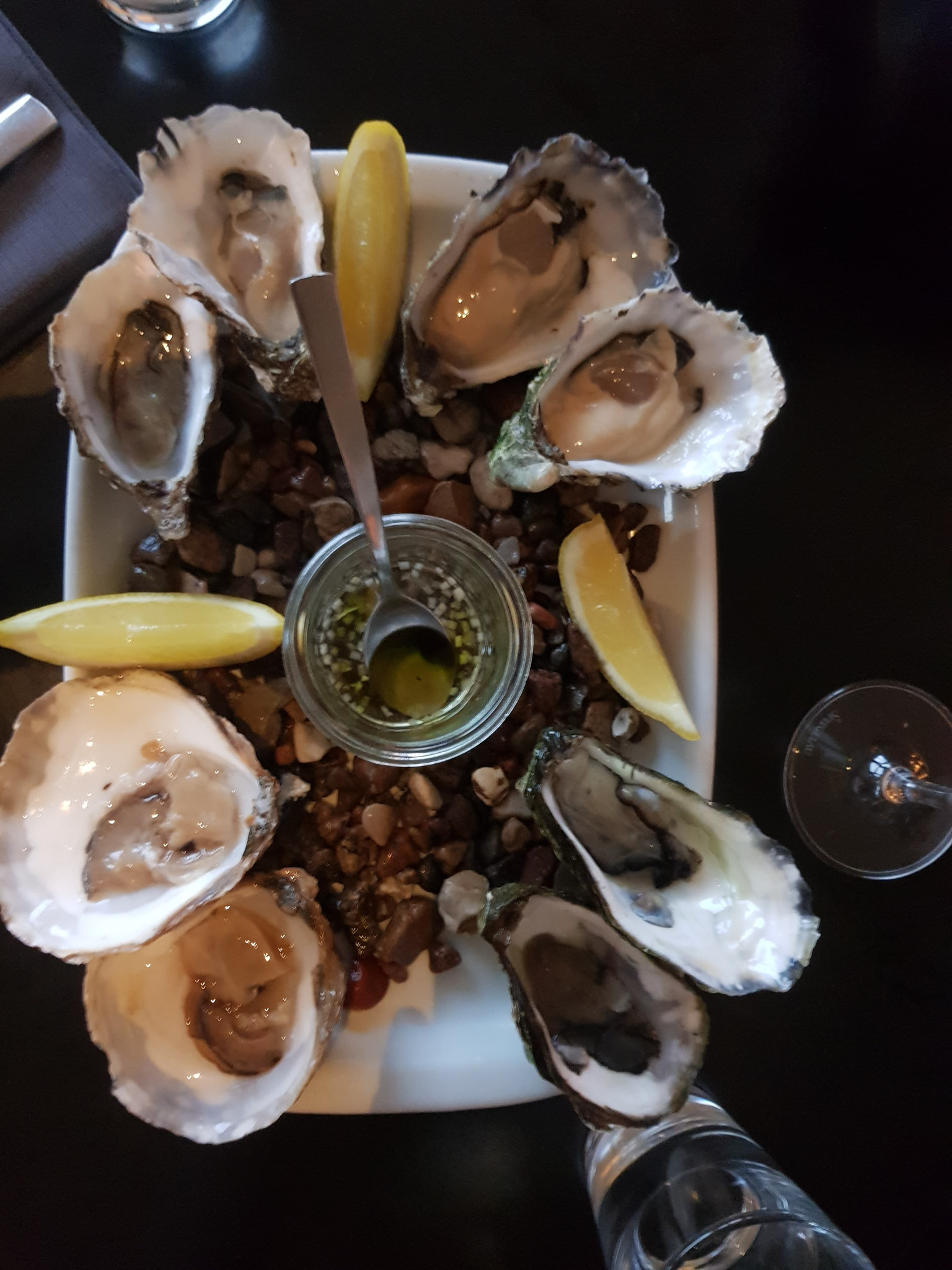 Østersplatte hos Kødbyens Fiskebar