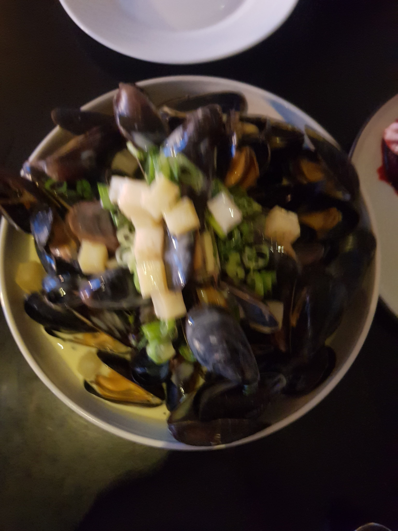 Kødbyens Fiskebars bud på dampede blåmuslinger
